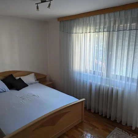 Nova Breka Apartment *